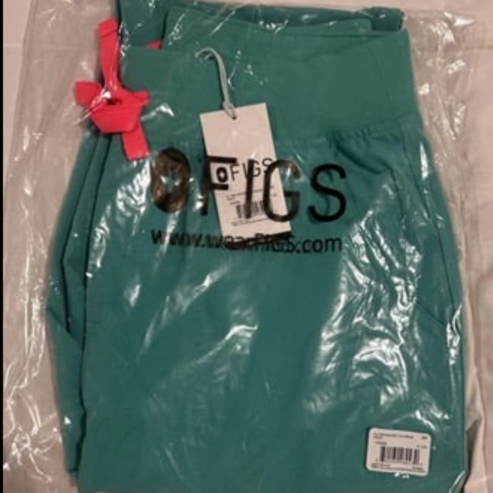 Figs Scrub Pants, Surgical Green, Yola HW S/Petite